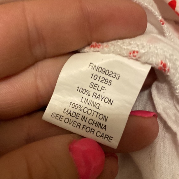 Adorable 2 piece set with ❤️ red hearts all over 😍😍😍 - Picture 15 of 16